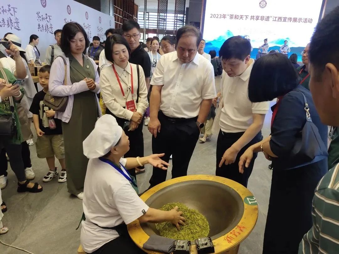 640(4).png 640(4).png